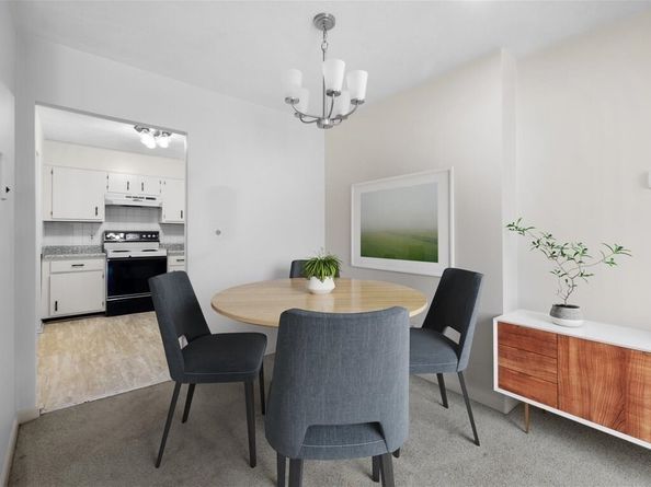 611 Watertown St 14, Newton MA 02460