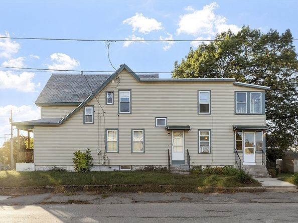 284 Mechanic St, Leominster MA 01453