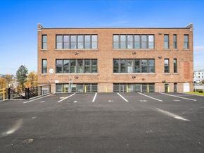 22 Waverly St, Worcester MA 01604