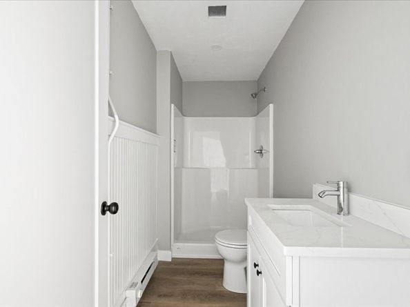 22 Waverly St, Worcester MA 01604