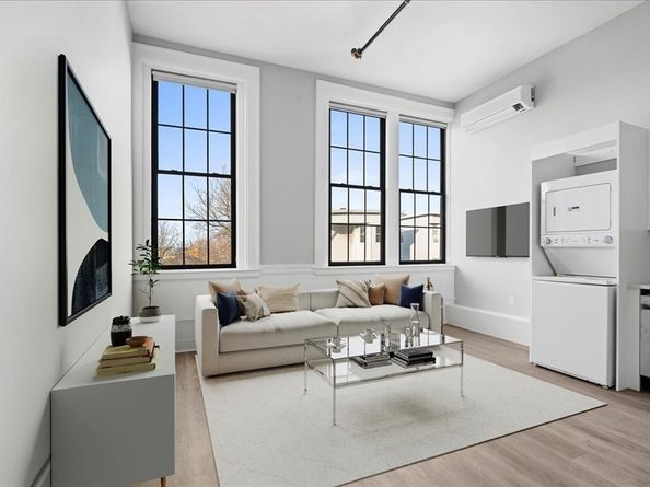 22 Waverly St, Worcester MA 01604