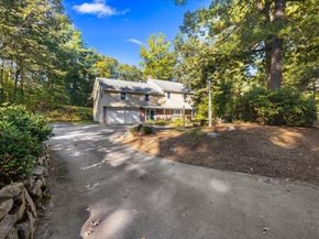 15 Woodridge Rd, Dover MA 02030