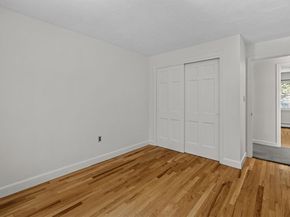 15 Woodridge Rd, Dover MA 02030