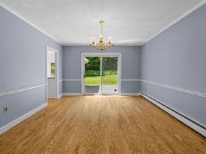15 Woodridge Rd, Dover MA 02030