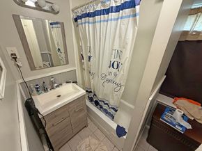 83 Summit St, Rockland MA 02370