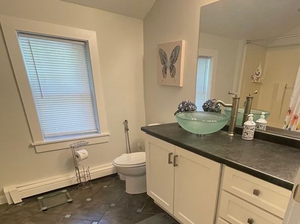 55 Upton St, Grafton MA 01519