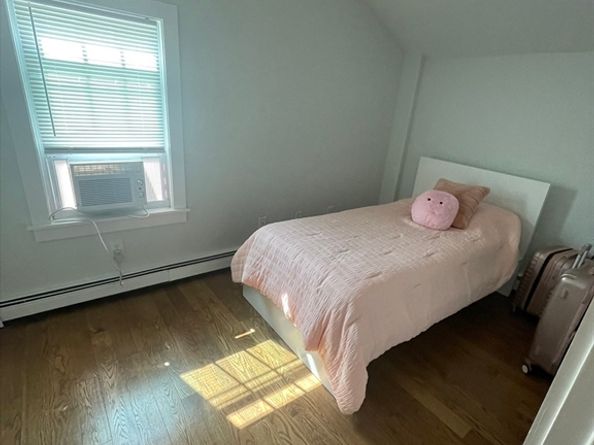 55 Upton St, Grafton MA 01519