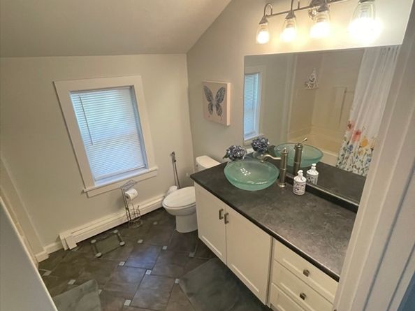 55 Upton St, Grafton MA 01519