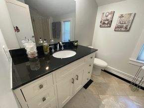 55 Upton St, Grafton MA 01519