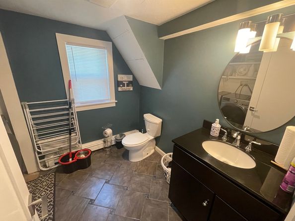55 Upton St, Grafton MA 01519