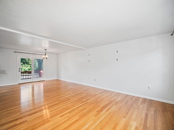 25 W Howard St D2, Quincy MA 02169