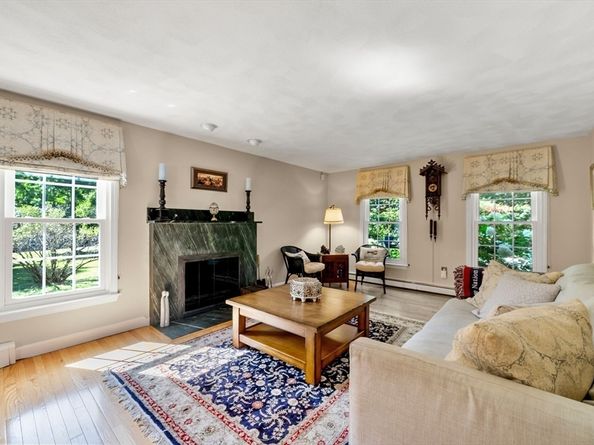 44 Gilmore Rd, Southborough MA 01772
