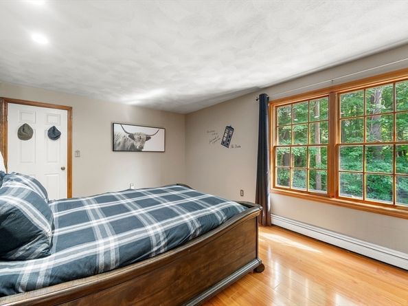 44 Gilmore Rd, Southborough MA 01772