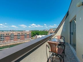 150 Lynnway 703, Lynn MA 01902