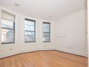 29 William St 22, Worcester MA 01609