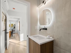 298 Cabot 298, Newton MA 02460