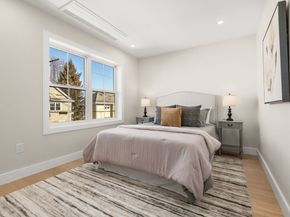 298 Cabot 298, Newton MA 02460