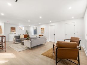 298 Cabot 298, Newton MA 02460