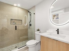 298 Cabot 298, Newton MA 02460