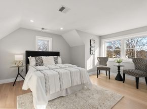 298 Cabot 298, Newton MA 02460