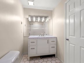 1216 Vfw Pkwy 40, Boston MA 02132