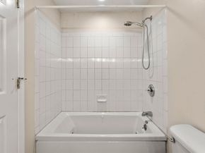 1216 Vfw Pkwy 40, Boston MA 02132