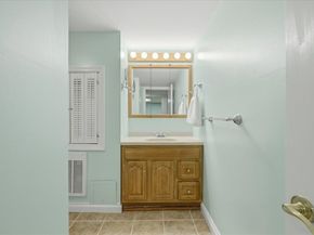 130 Braemoor Rd, Brockton MA 02301