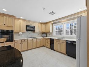 130 Braemoor Rd, Brockton MA 02301