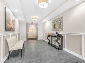 321 Hammond Pond Parkway 103, Brookline MA 02467