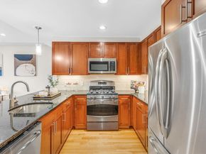 321 Hammond Pond Parkway 103, Brookline MA 02467