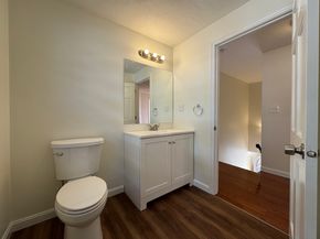 44 Reservoir St 52, Brockton MA 02302