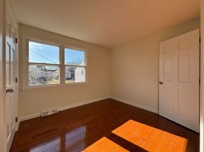 44 Reservoir St 52, Brockton MA 02302