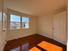 44 Reservoir St 52, Brockton MA 02302