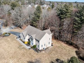 108 Waterford Dr, Hanover MA 02339