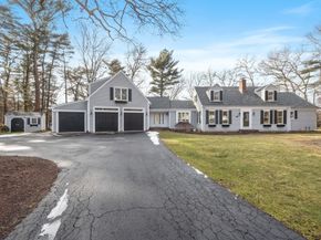 8 Shockley Drive, Lakeville MA 02347