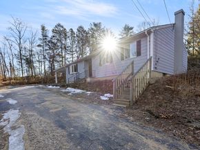 28 Long Hill Rd, Brookfield MA 01506