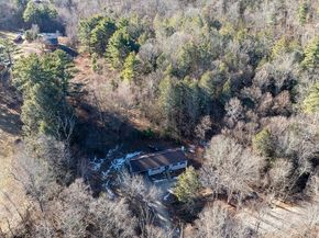 28 Long Hill Rd, Brookfield MA 01506