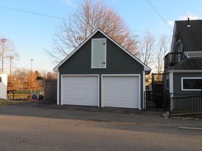 78 Middle St, Weymouth MA 02189