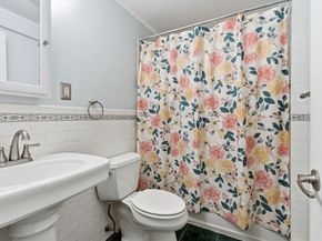 78 Edgelawn Avenue 8, North Andover MA 01845