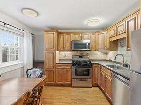 78 Edgelawn Avenue 8, North Andover MA 01845