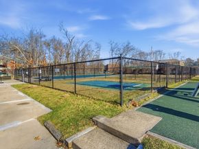 78 Edgelawn Avenue 8, North Andover MA 01845