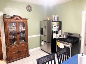 139 Grove St, Chelsea MA 02150