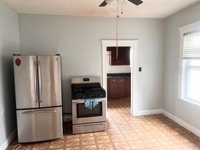 139 Grove St, Chelsea MA 02150