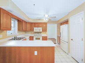 306 Rumonoski Dr, Northbridge MA 01534