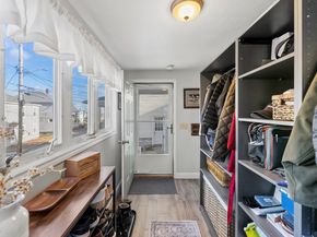 8 Peck Ave, Plymouth MA 02360