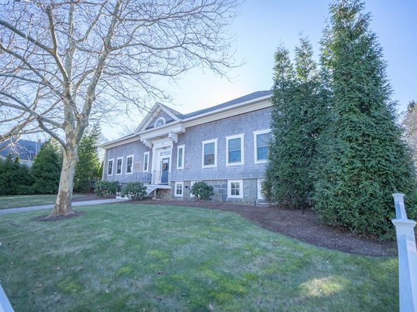 278 Court Street 101, Plymouth MA 02360