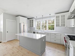 22 Hickorywood, Plymouth MA 02360