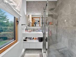 15 Myles Standish Rd, Weston MA 02493