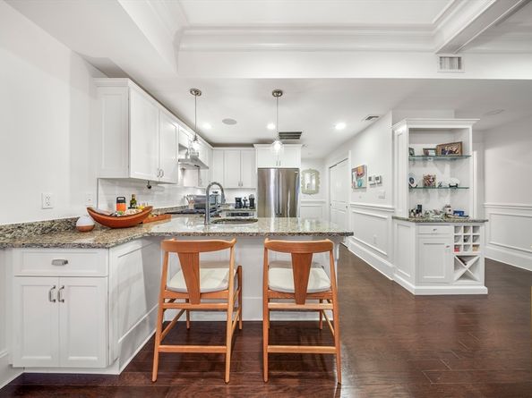 616 E 4th St 301, Boston MA 02127