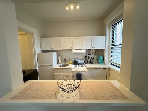 34 E Newton St. 2, Boston MA 02118